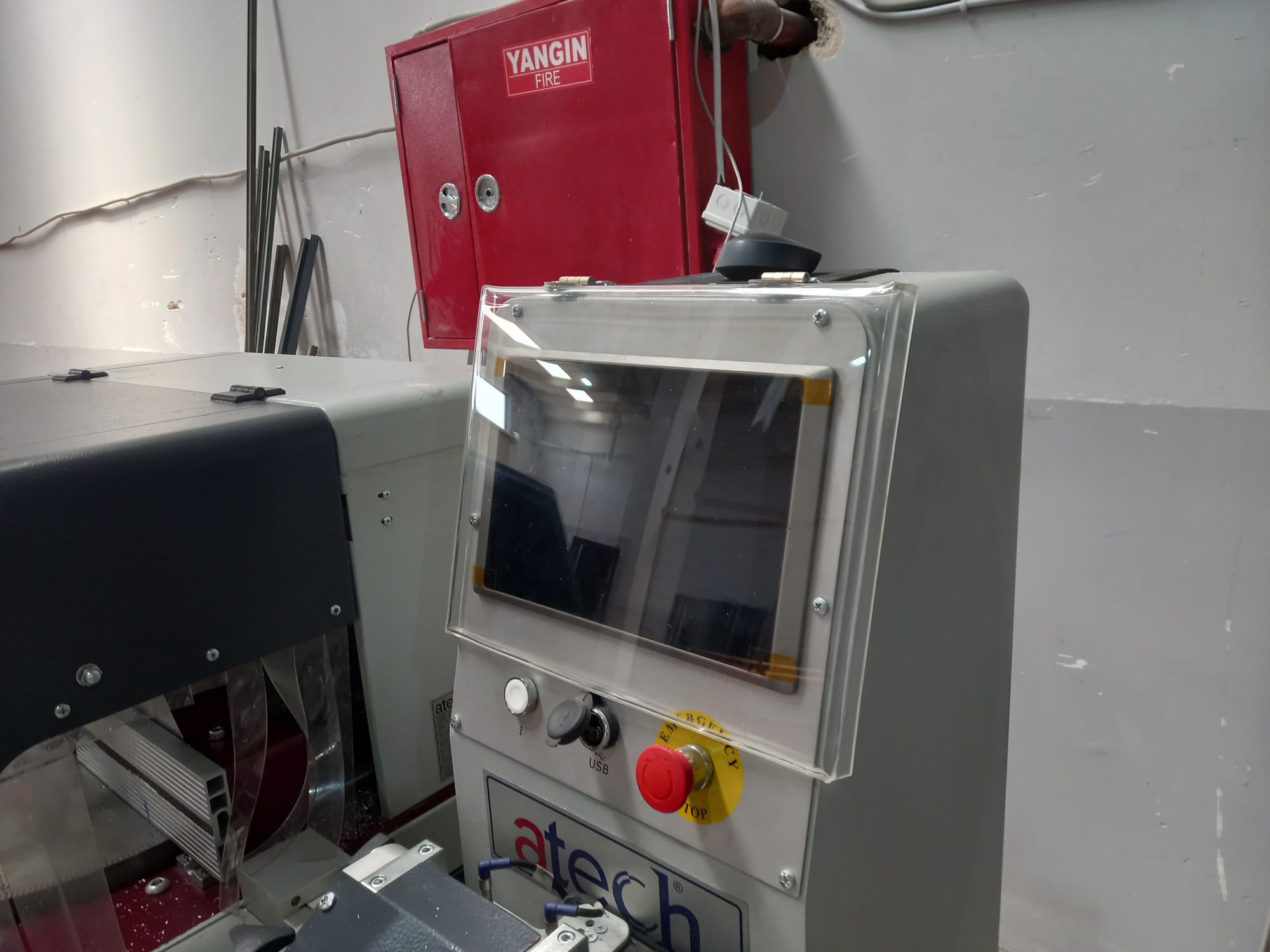 CNC EKRAN KORUMA